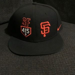 Authentic super rare Nike San Francisco Giants hometown snapback 415 SF